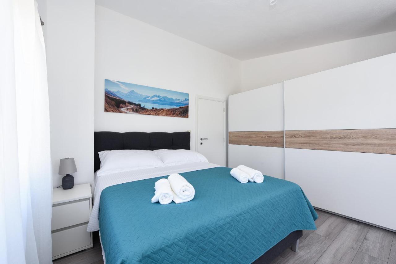 Magas With Private Pool Vinjerac