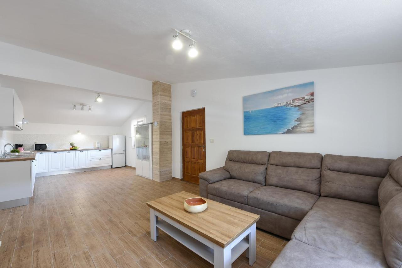 Magas With Private Pool *